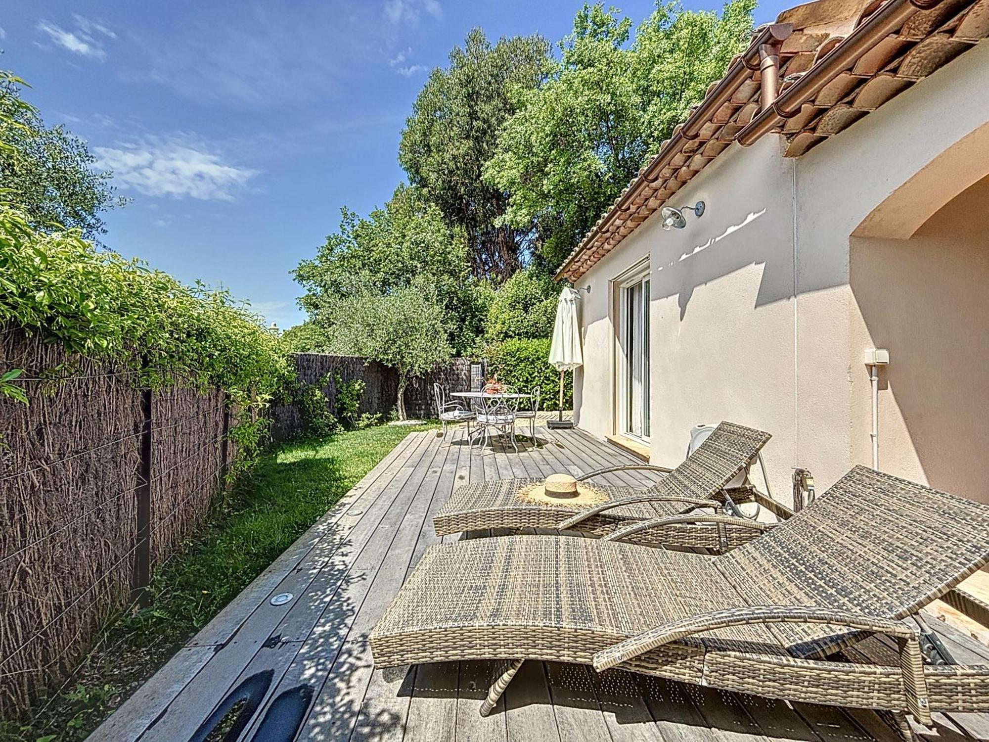 Villa "L'Emeraude - Maison D'Hotes - Jardin Et Parking Prives - Valbonne Exteriör bild